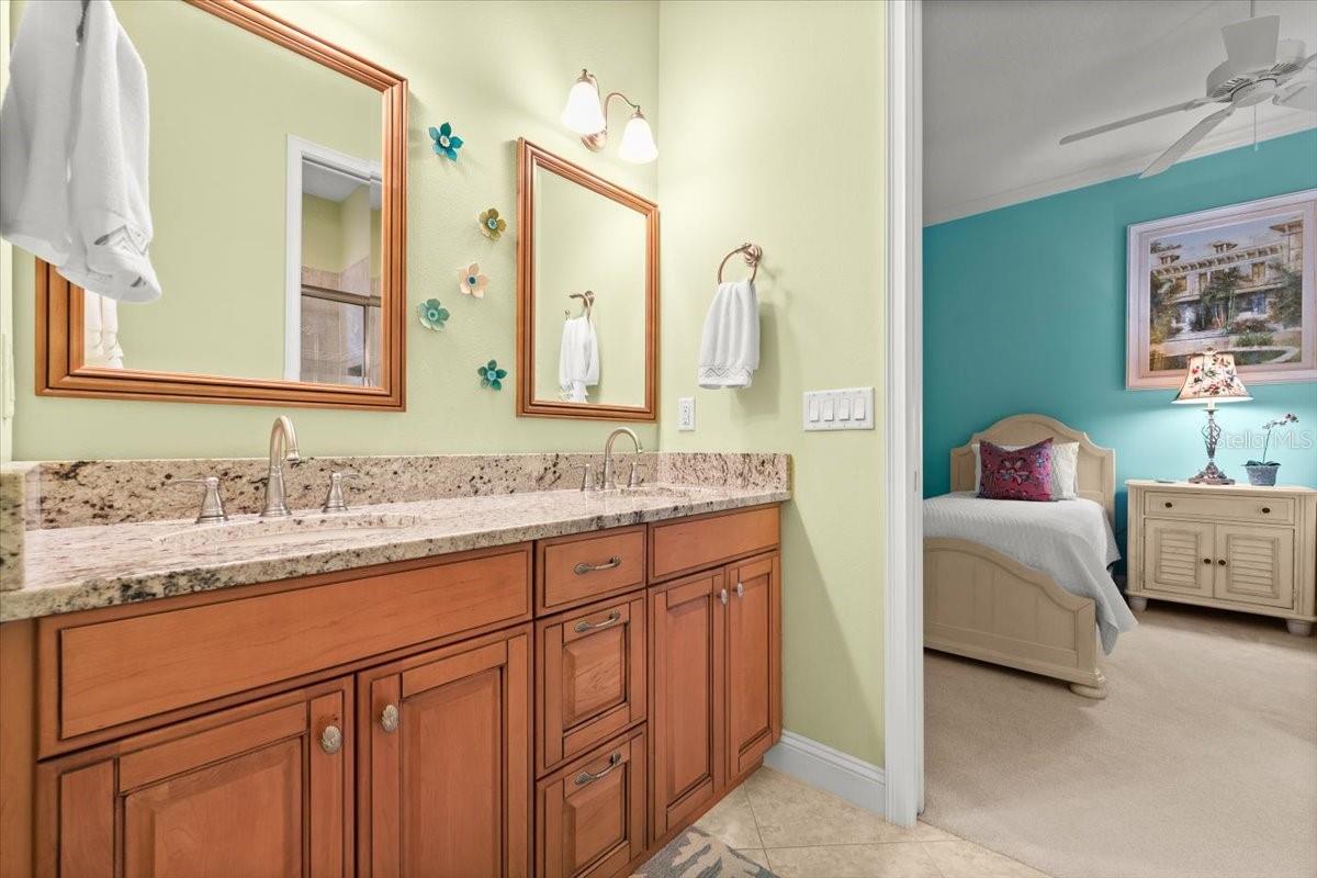 30 OAK VIEW CIR E, PALM COAST, FL, 32137