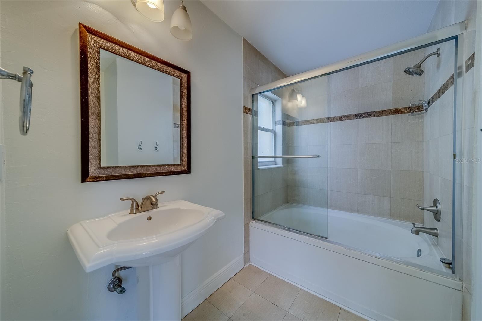 11607 BRANCH MOORING DR, TAMPA, FL, 33635