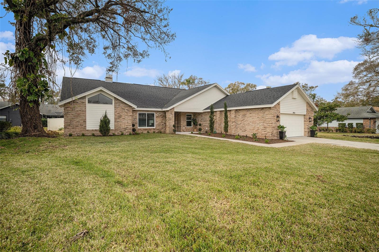 3933 NORTHRIDGE DR, VALRICO, FL, 33596