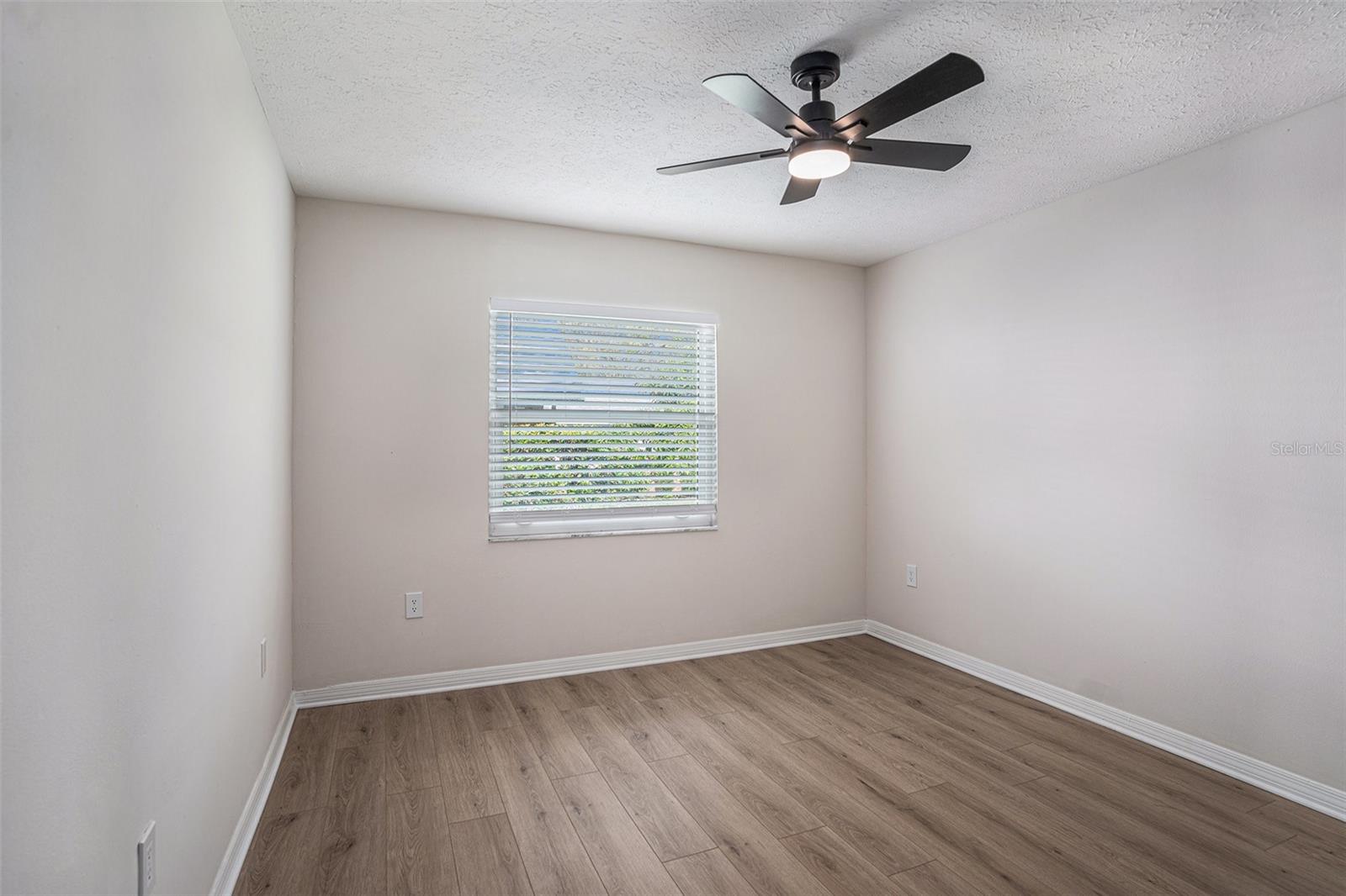 3933 NORTHRIDGE DR, VALRICO, FL, 33596