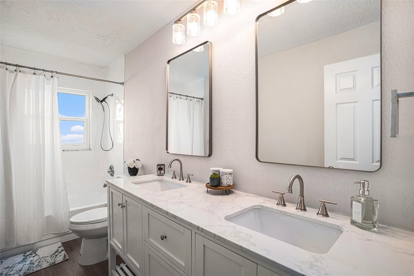 3933 NORTHRIDGE DR, VALRICO, FL, 33596