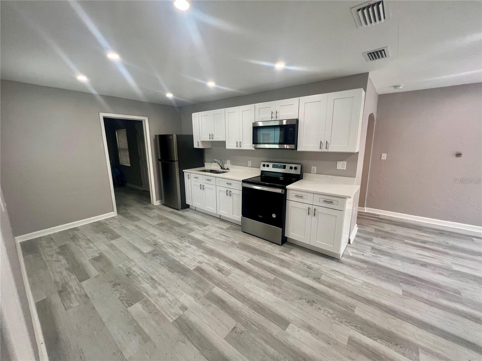 2352 8TH ST S, ST PETERSBURG, FL, 33705