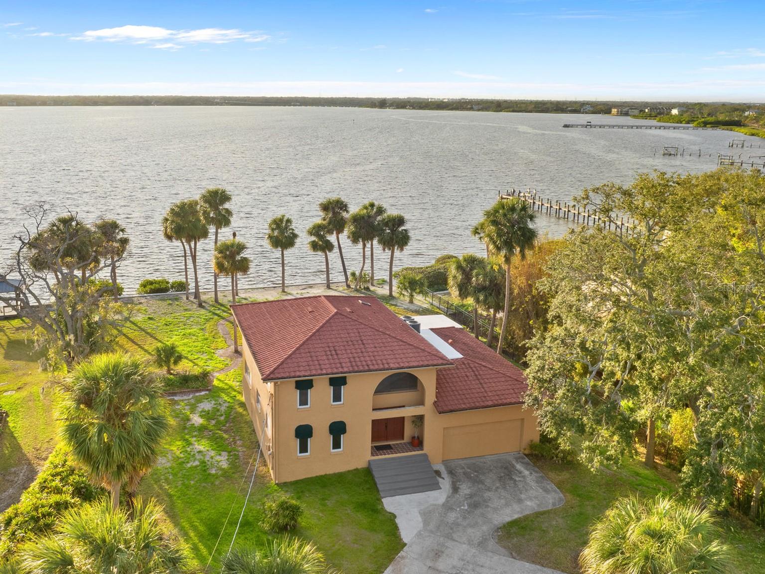 316 SHORE DR E, OLDSMAR, FL, 34677