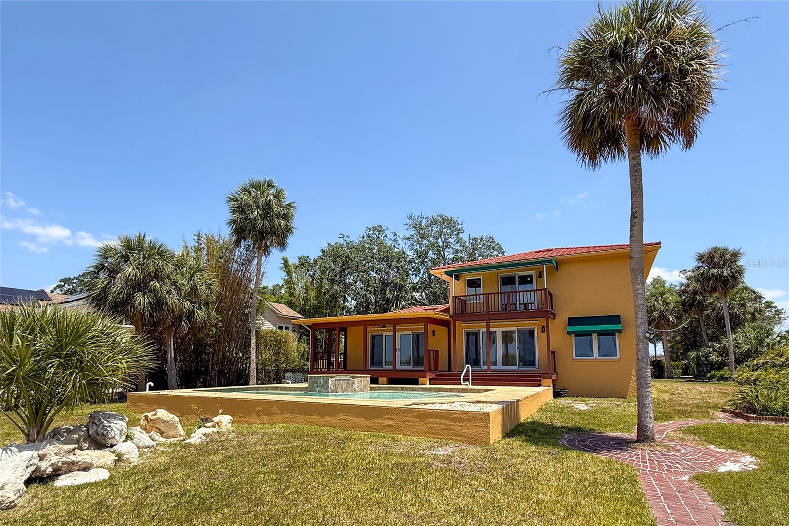 316 SHORE DR E, OLDSMAR, FL, 34677