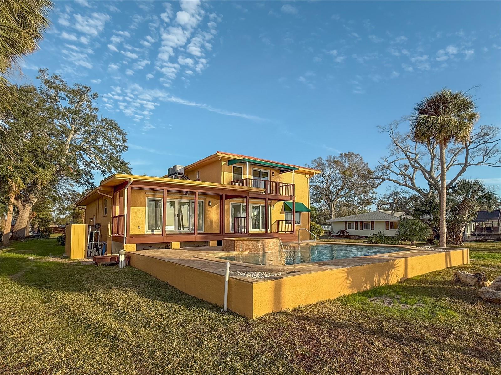 316 SHORE DR E, OLDSMAR, FL, 34677