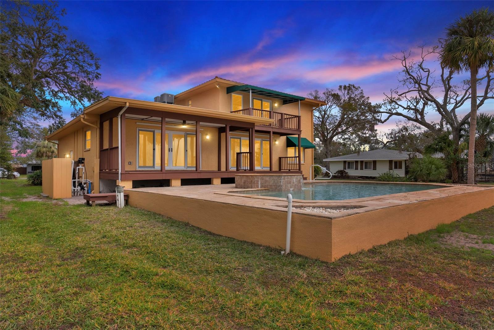 316 SHORE DR E, OLDSMAR, FL, 34677