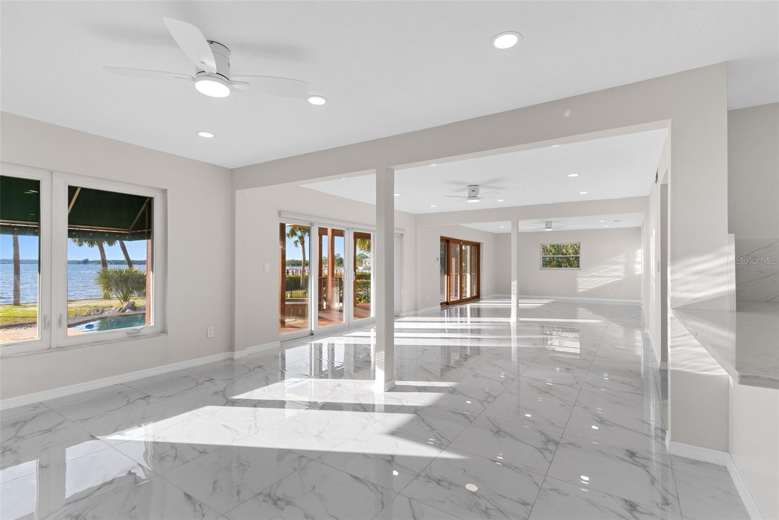 316 SHORE DR E, OLDSMAR, FL, 34677
