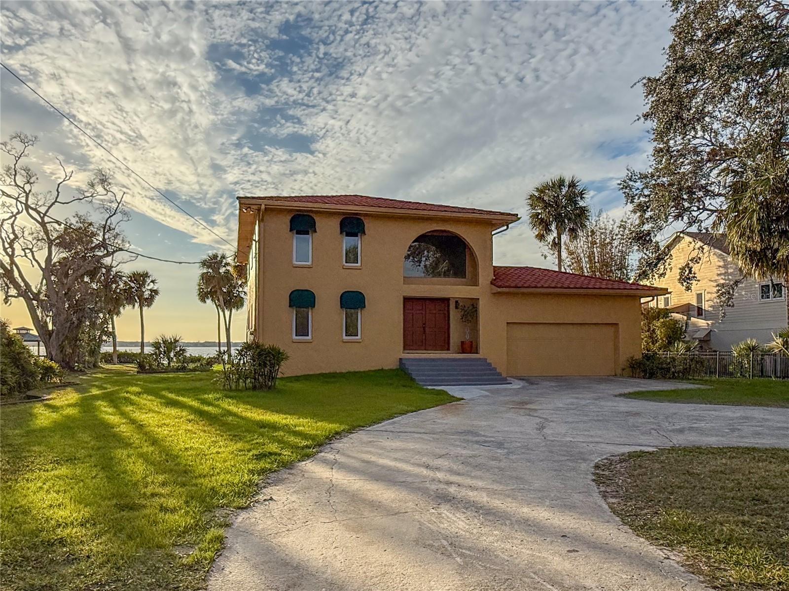 316 SHORE DR E, OLDSMAR, FL, 34677