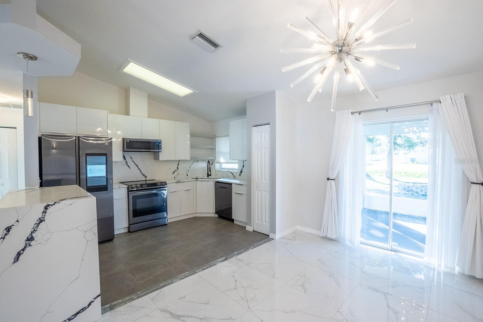 44 WHITE HALL DR, PALM COAST, FL, 32164