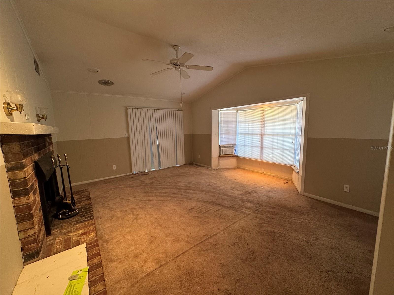 1401 CR 449, LAKE PANASOFFKEE, FL, 33538