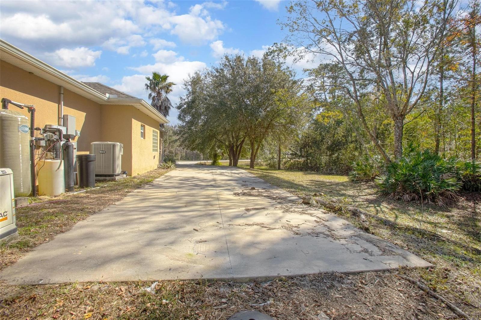 43747 CHOCTAW ST, DELAND, FL, 32720