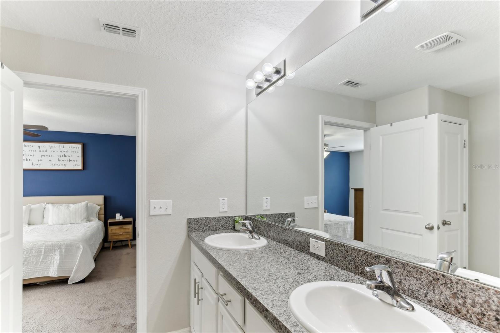 16877 RED BRICK LN, LAND O LAKES, FL, 34638