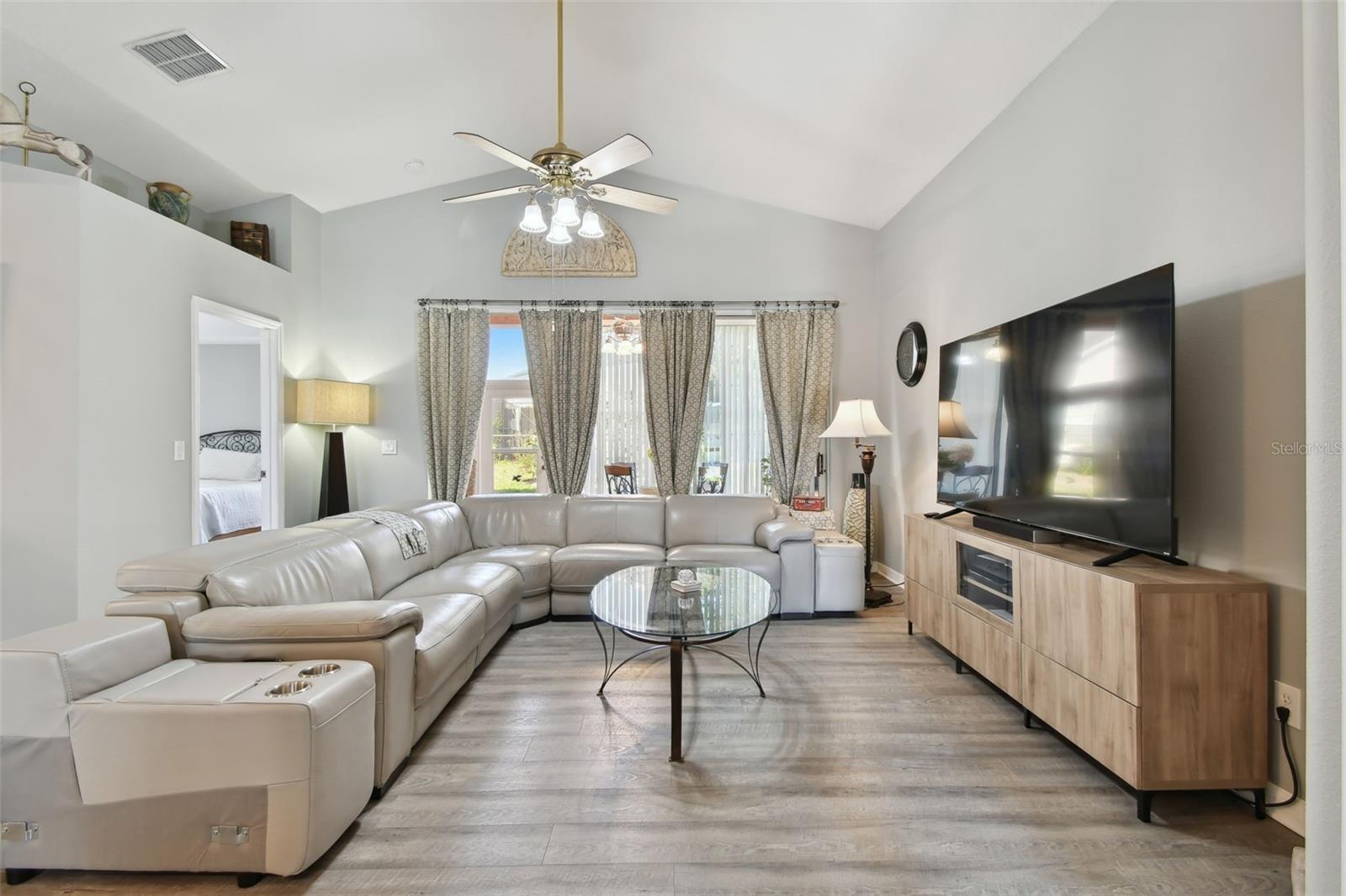 152 TRAVIS LN, DAVENPORT, FL, 33837