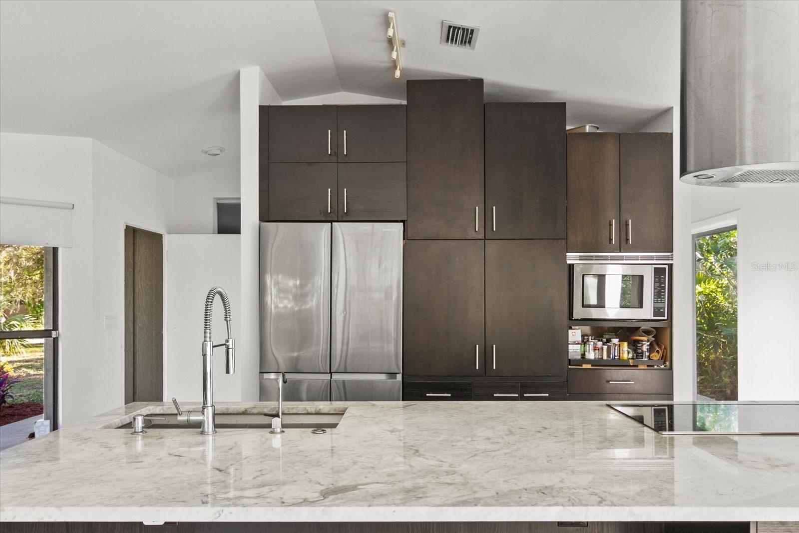 3439 TOBERO LN, SARASOTA, FL, 34235