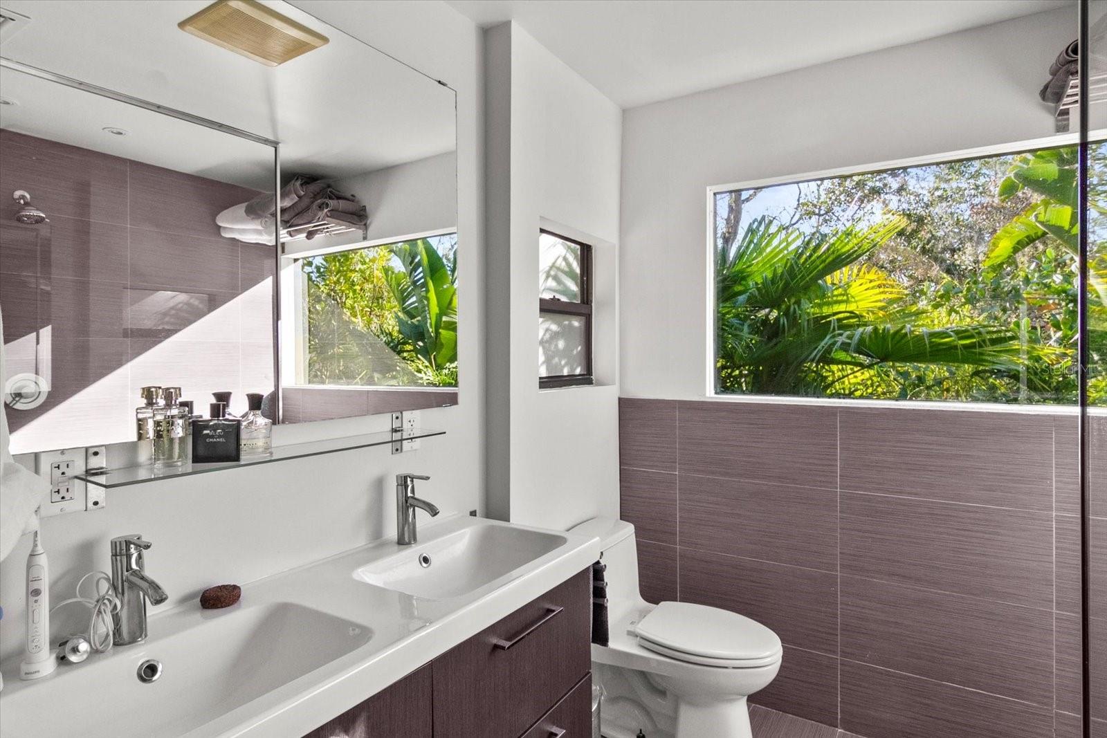 3439 TOBERO LN, SARASOTA, FL, 34235