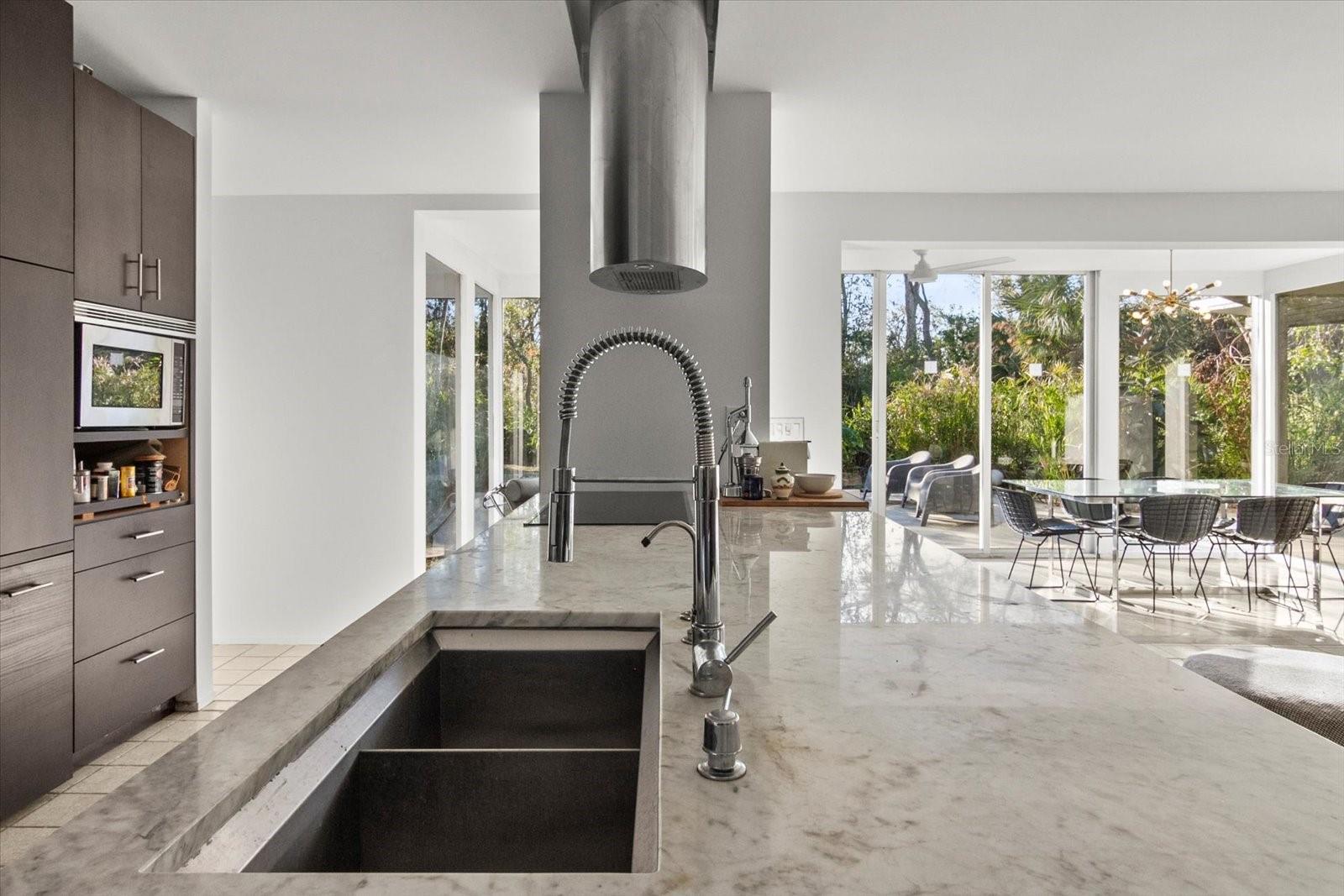 3439 TOBERO LN, SARASOTA, FL, 34235