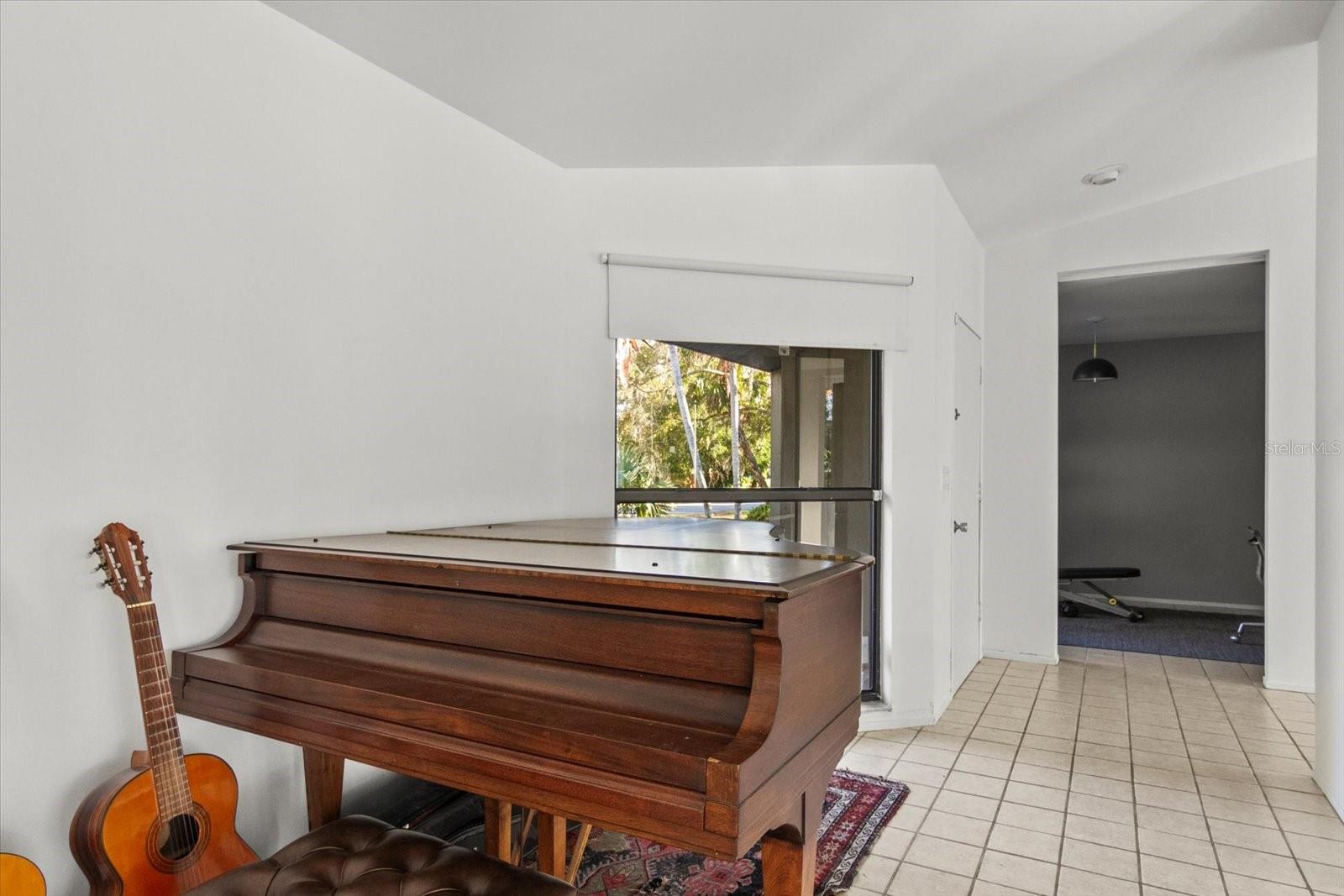 3439 TOBERO LN, SARASOTA, FL, 34235