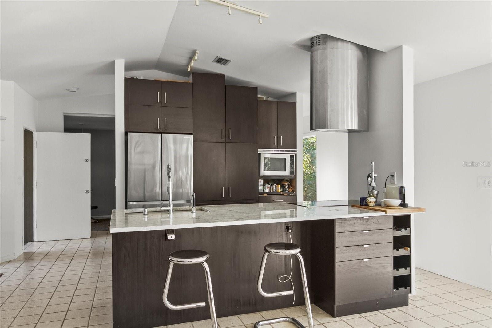 3439 TOBERO LN, SARASOTA, FL, 34235