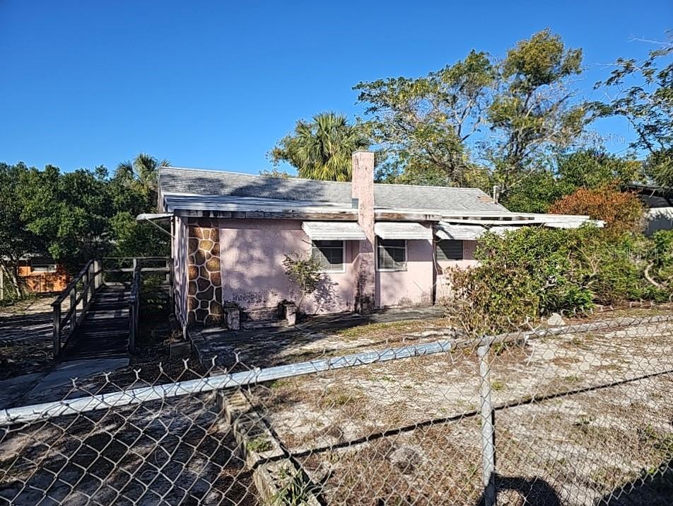 426 S DISSTON AVE, TARPON SPRINGS, FL, 34689