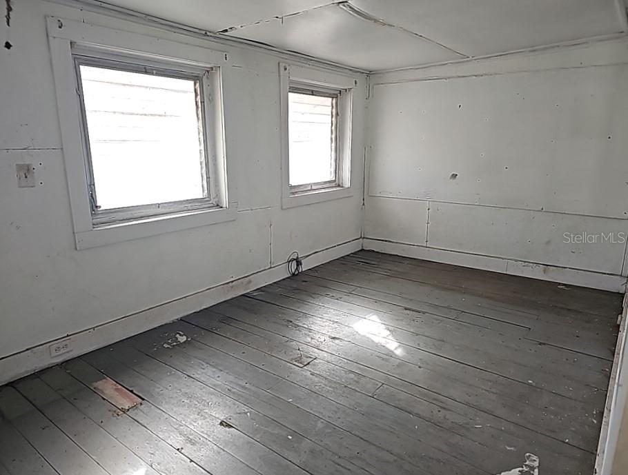 426 S DISSTON AVE, TARPON SPRINGS, FL, 34689