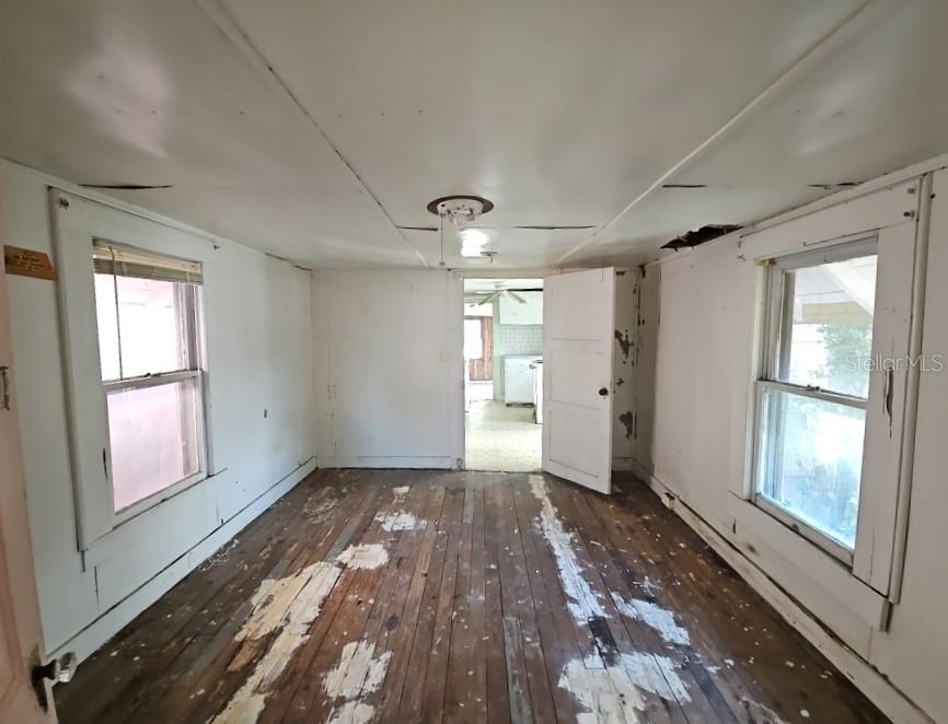 426 S DISSTON AVE, TARPON SPRINGS, FL, 34689