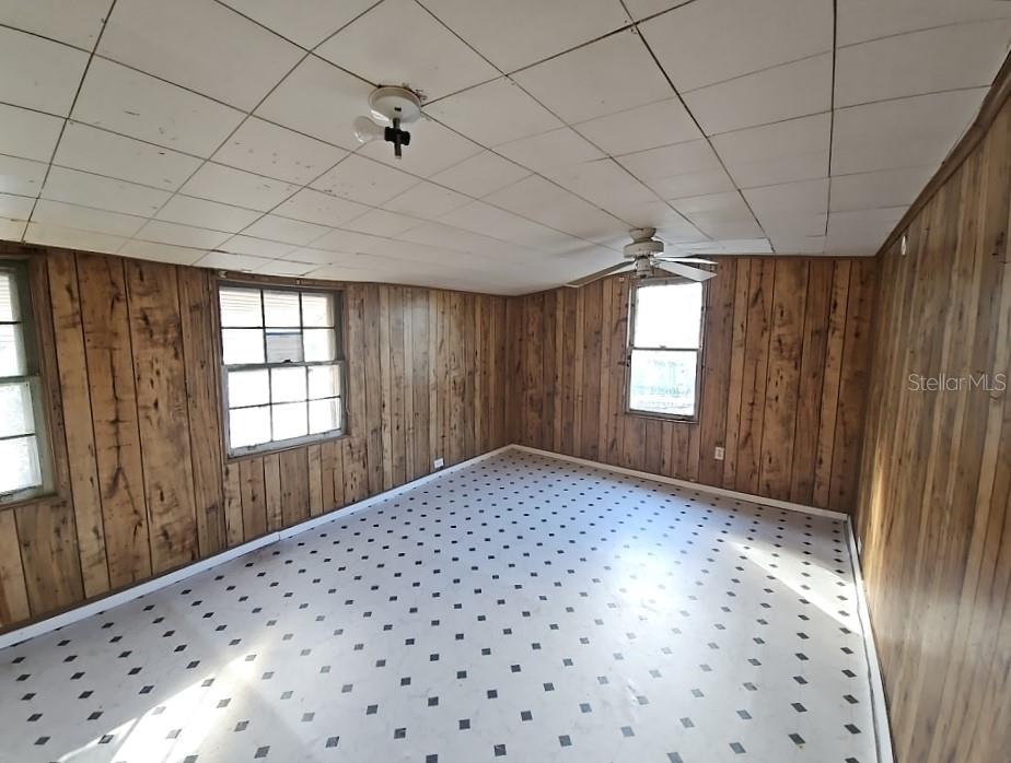 426 S DISSTON AVE, TARPON SPRINGS, FL, 34689