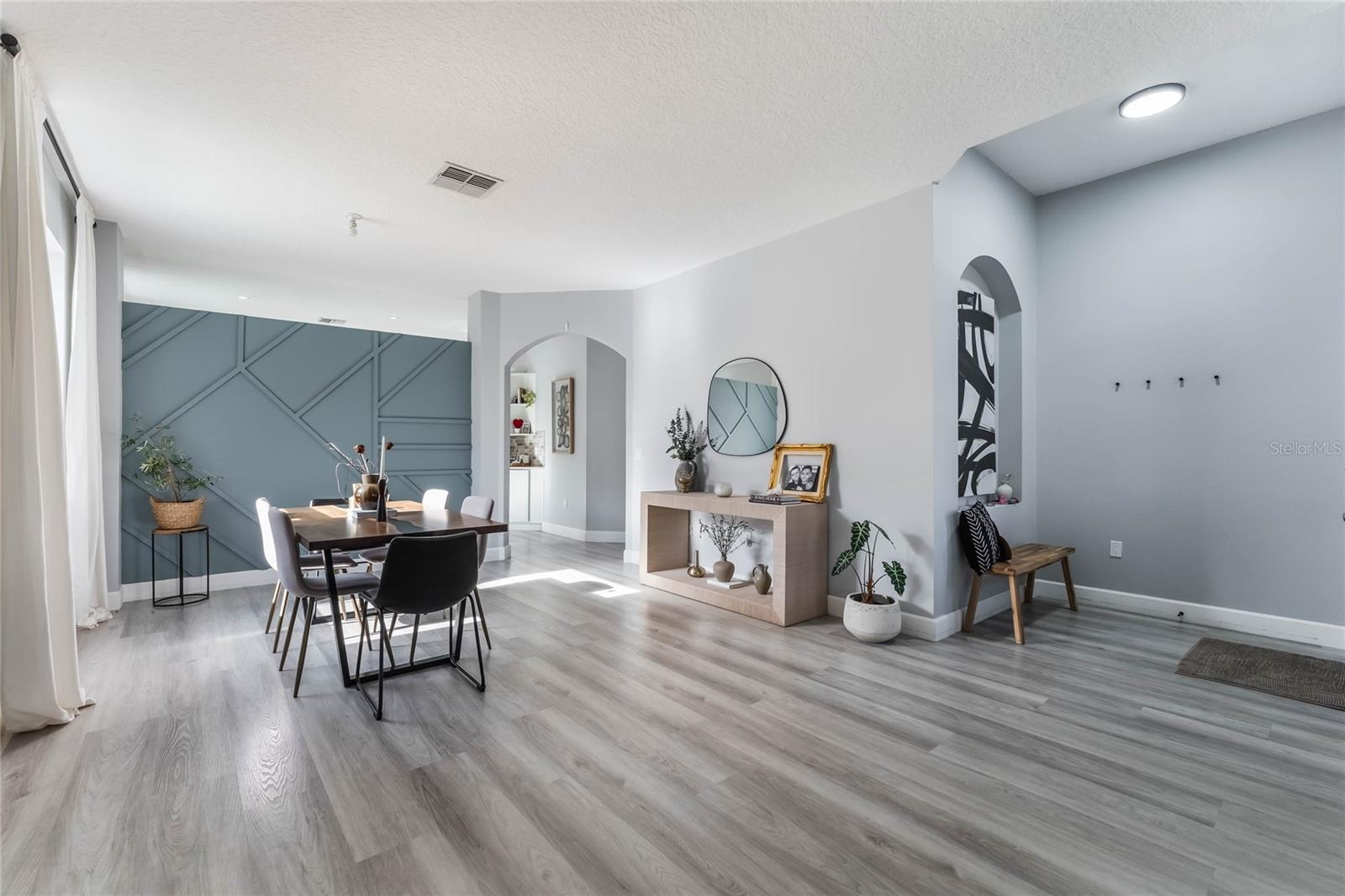 3250 BREAKERS WAY, ORLANDO, FL, 32825