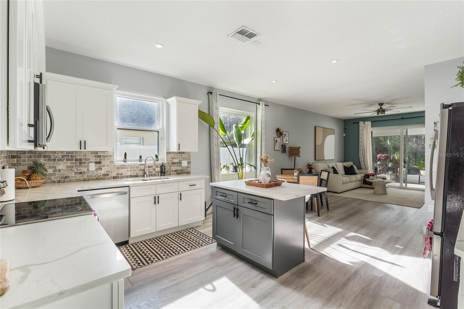 3250 BREAKERS WAY, ORLANDO, FL, 32825