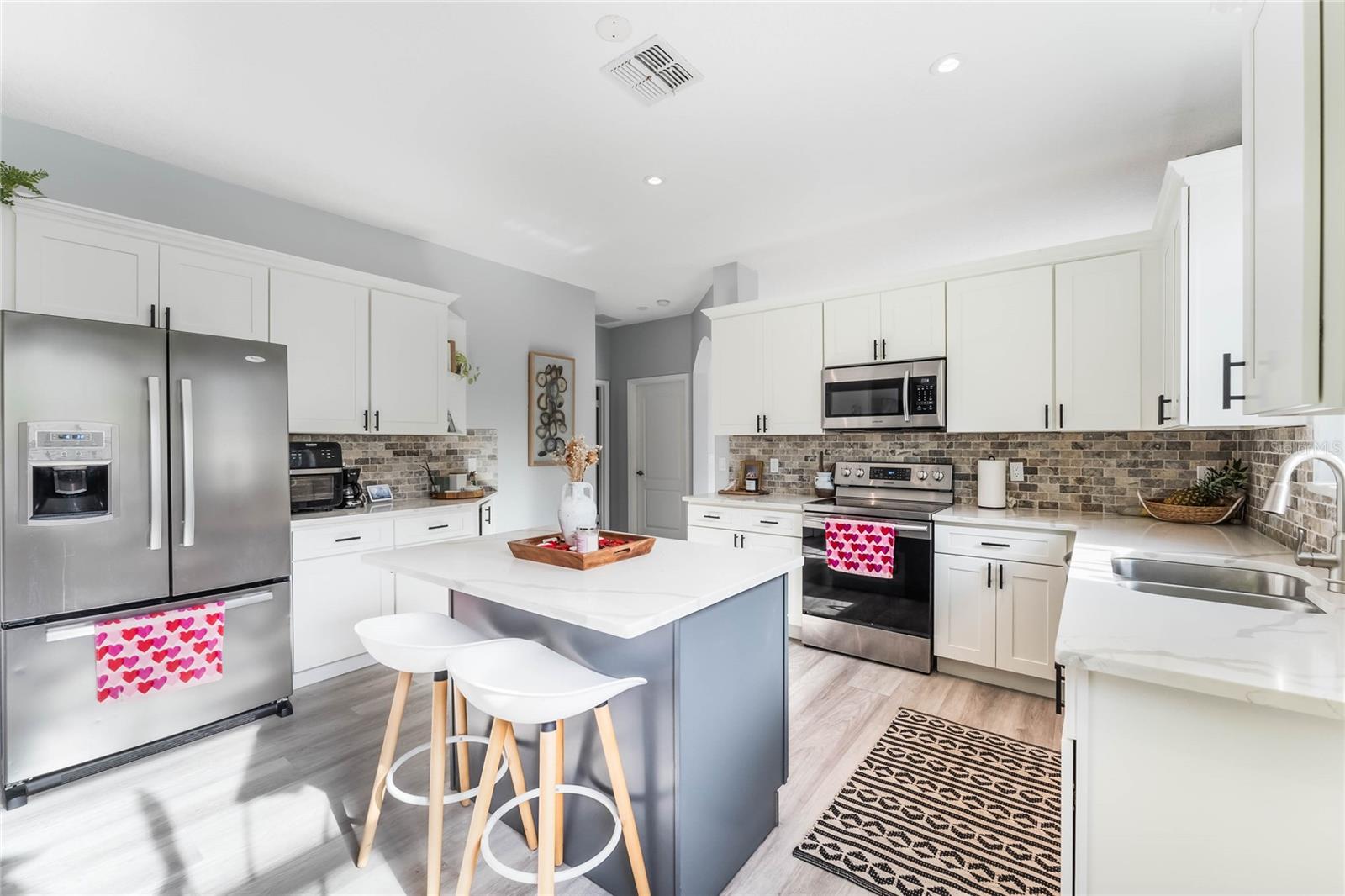 3250 BREAKERS WAY, ORLANDO, FL, 32825