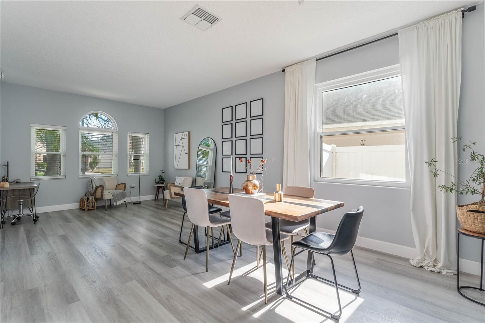 3250 BREAKERS WAY, ORLANDO, FL, 32825