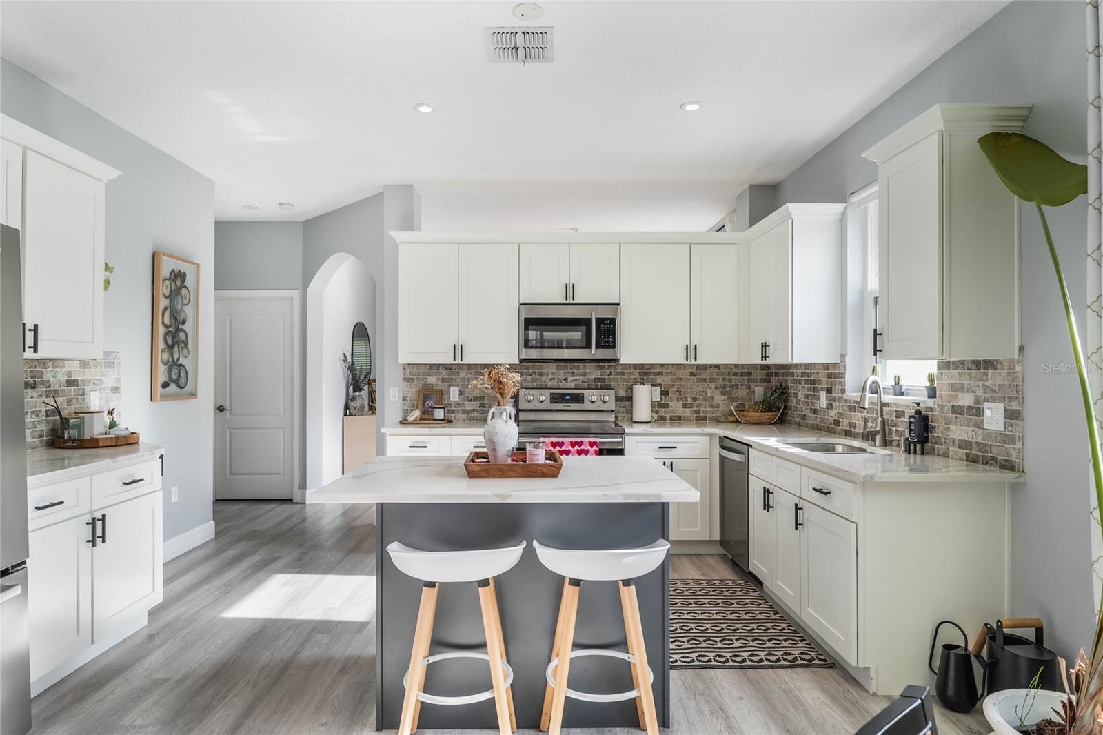 3250 BREAKERS WAY, ORLANDO, FL, 32825