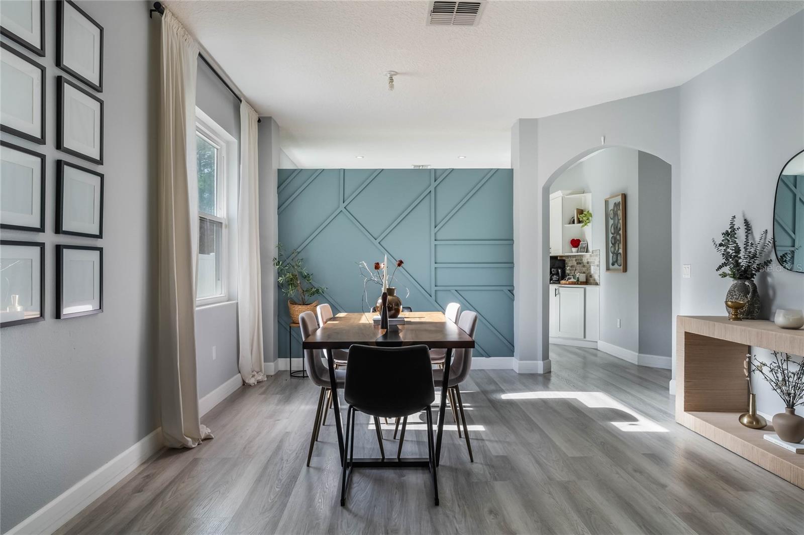 3250 BREAKERS WAY, ORLANDO, FL, 32825