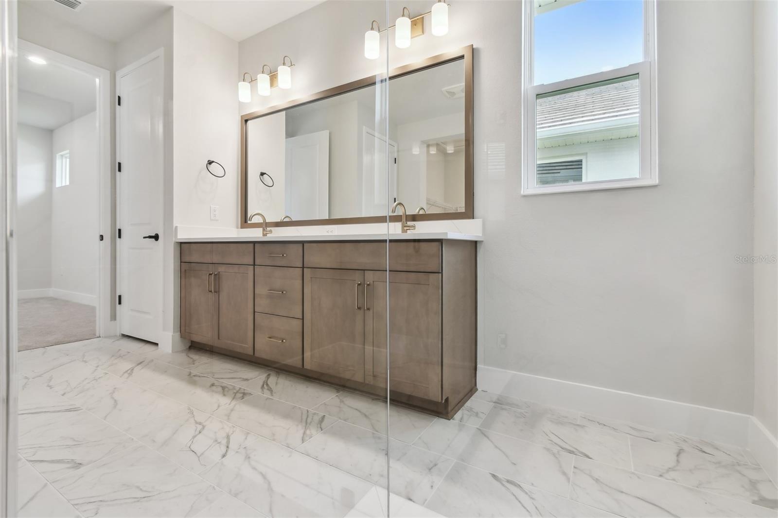 687 ALLORA AVE, NOKOMIS, FL, 34275