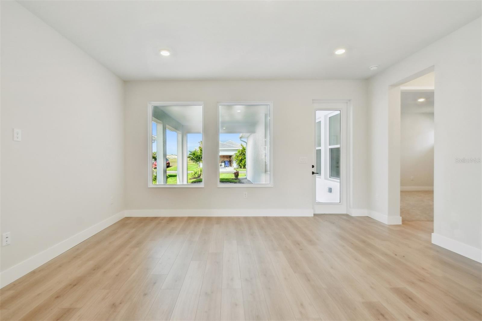 687 ALLORA AVE, NOKOMIS, FL, 34275