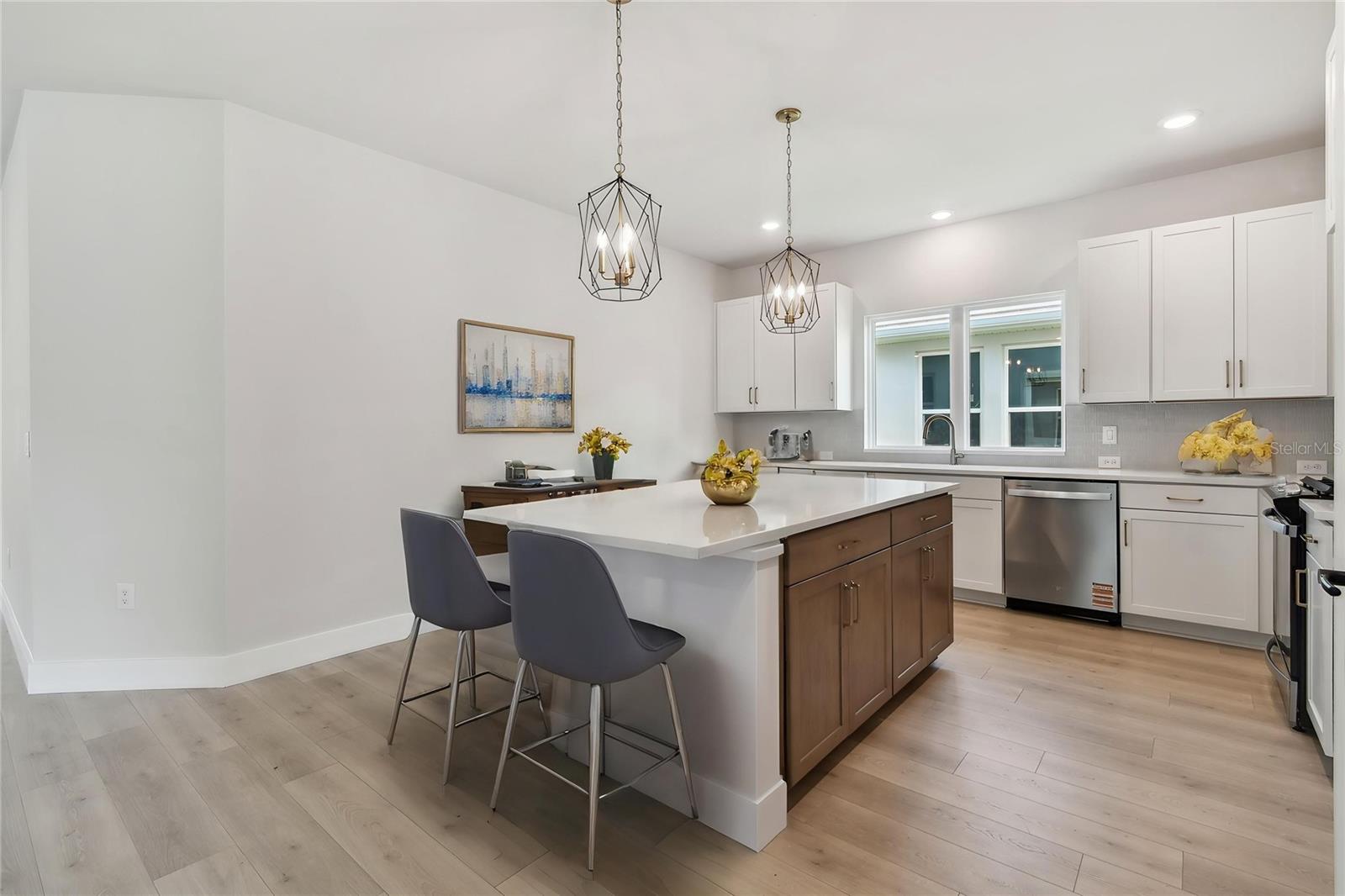 687 ALLORA AVE, NOKOMIS, FL, 34275