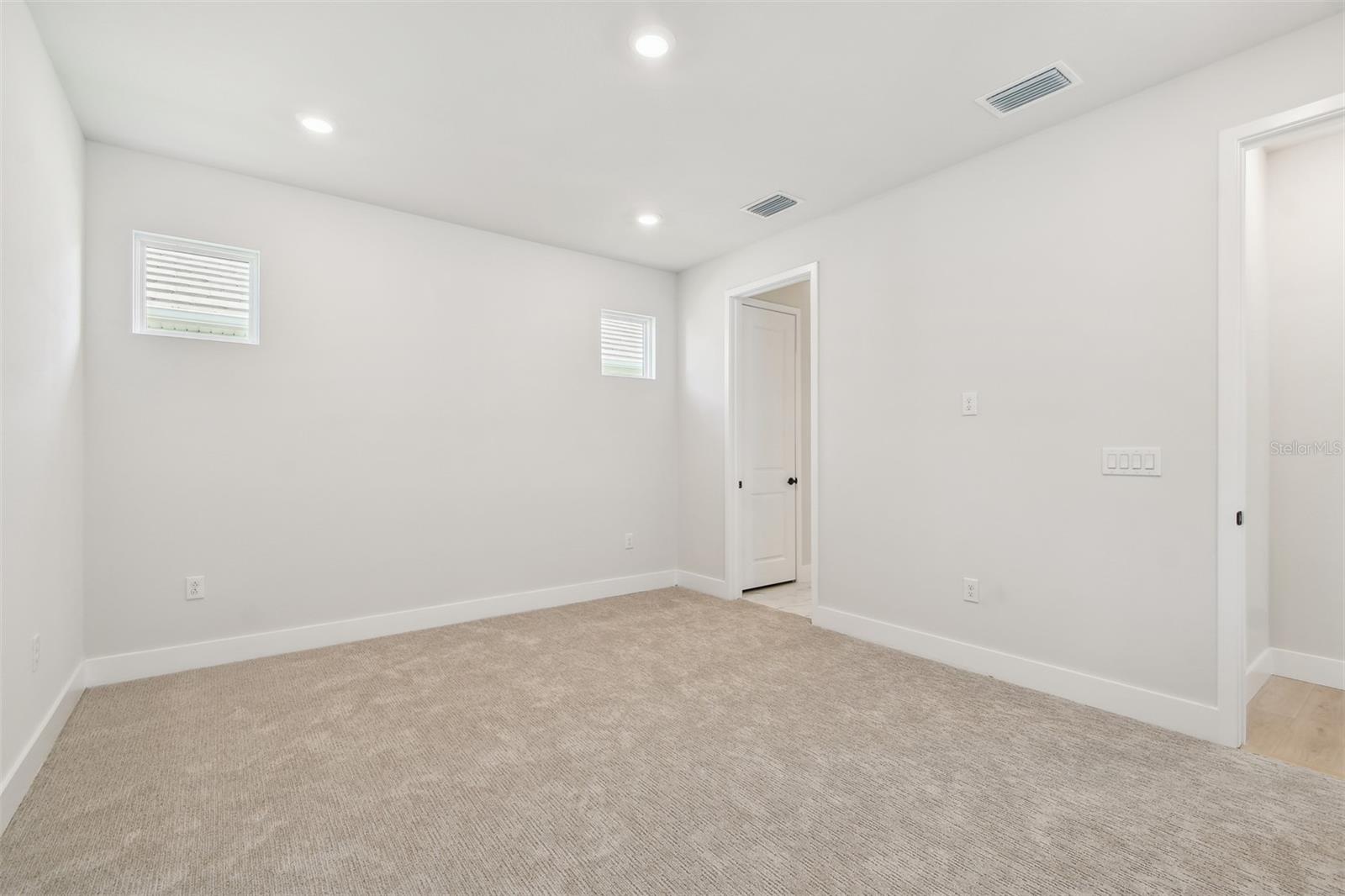 687 ALLORA AVE, NOKOMIS, FL, 34275