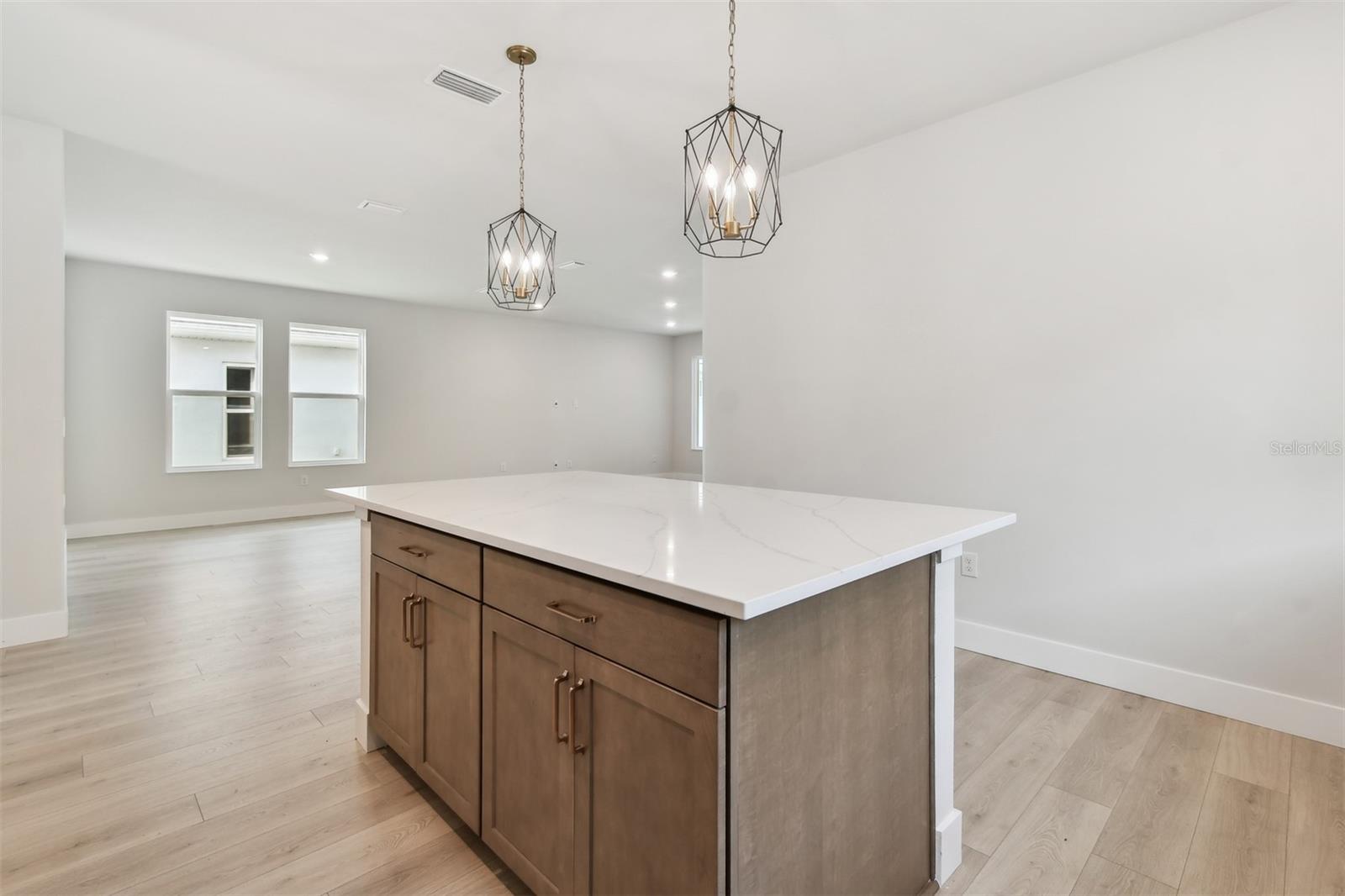 687 ALLORA AVE, NOKOMIS, FL, 34275