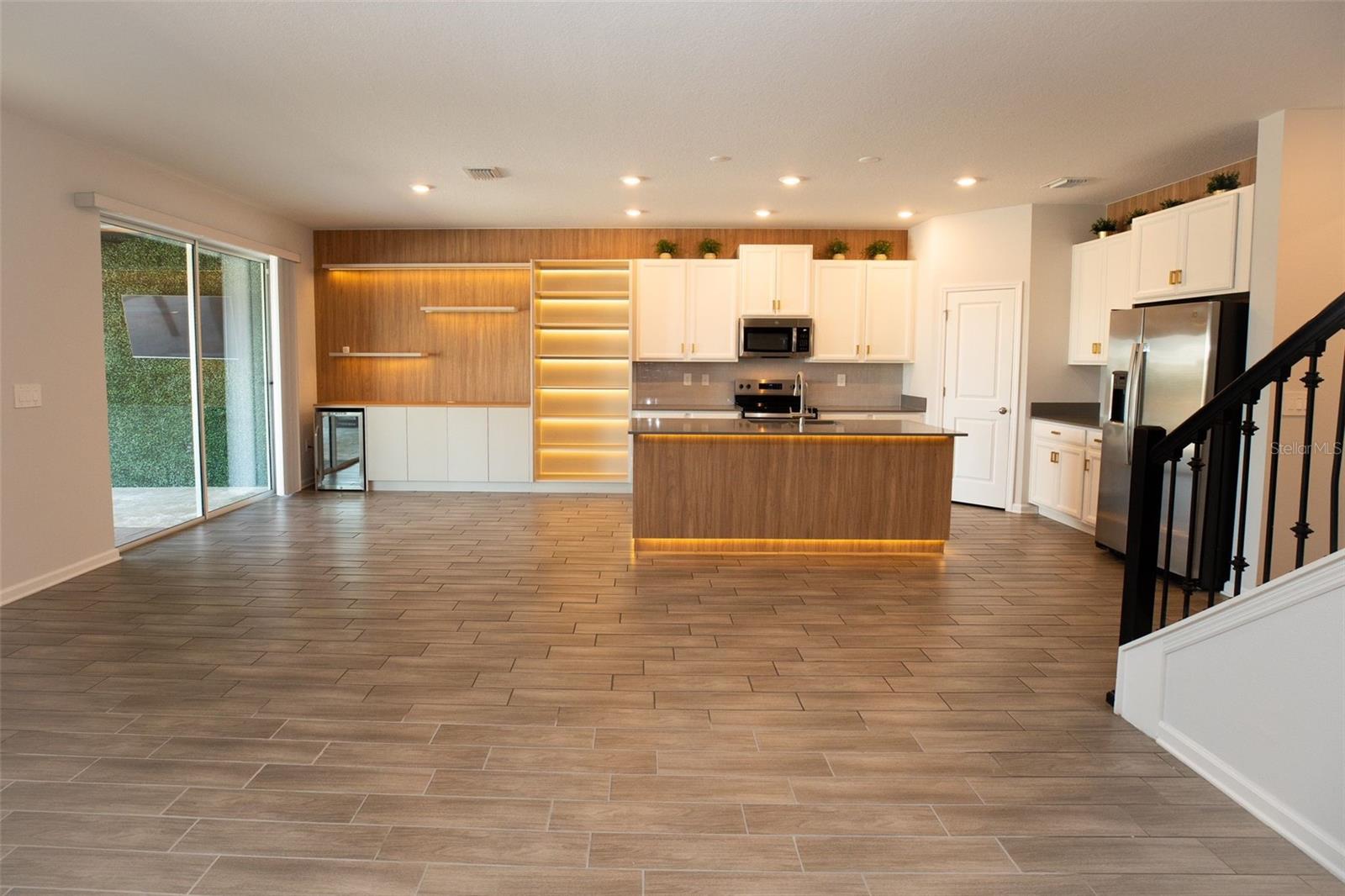 8162 SAYINGS DR, WINTER GARDEN, FL, 34787
