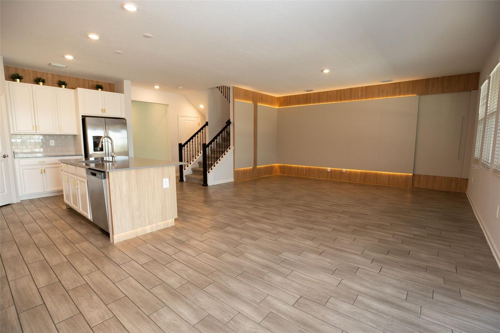 8162 SAYINGS DR, WINTER GARDEN, FL, 34787