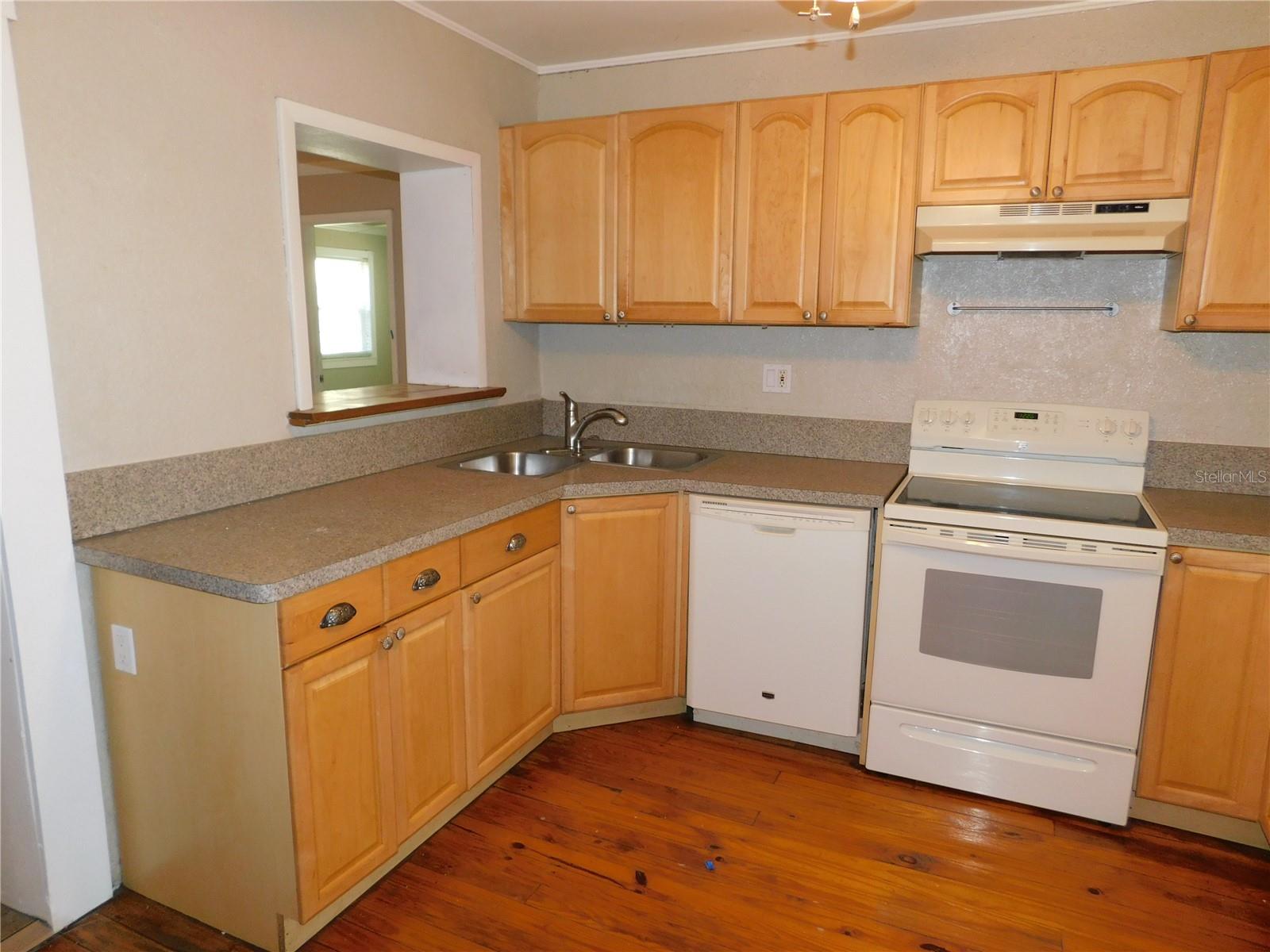 675 WOODDELL DR, SAFETY HARBOR, FL, 34695