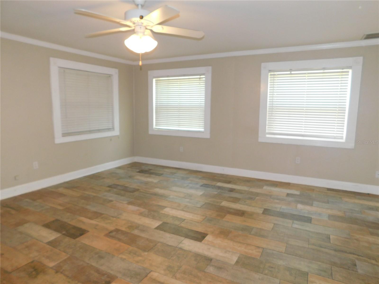675 WOODDELL DR, SAFETY HARBOR, FL, 34695