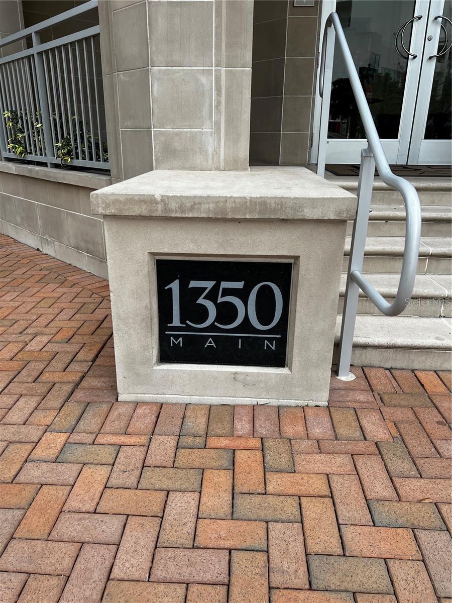 1350 MAIN ST #200, SARASOTA, FL, 34236