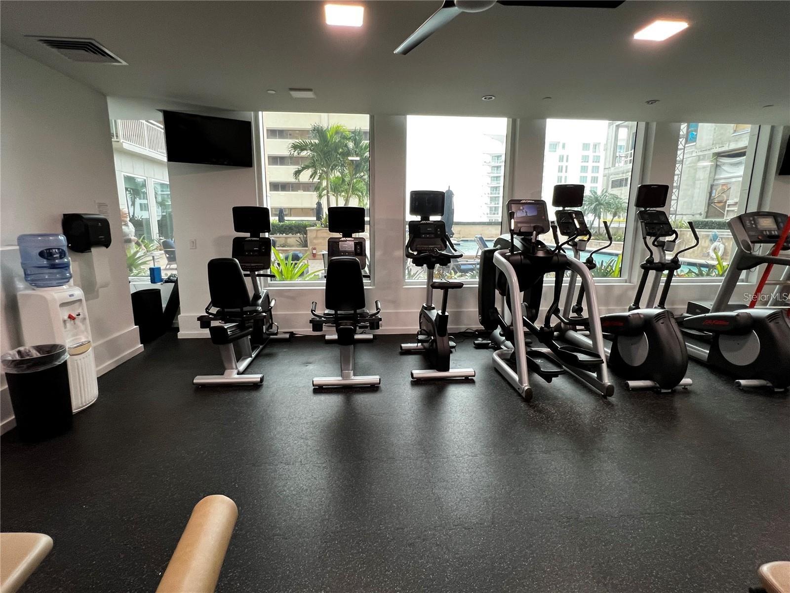 1350 MAIN ST #200, SARASOTA, FL, 34236