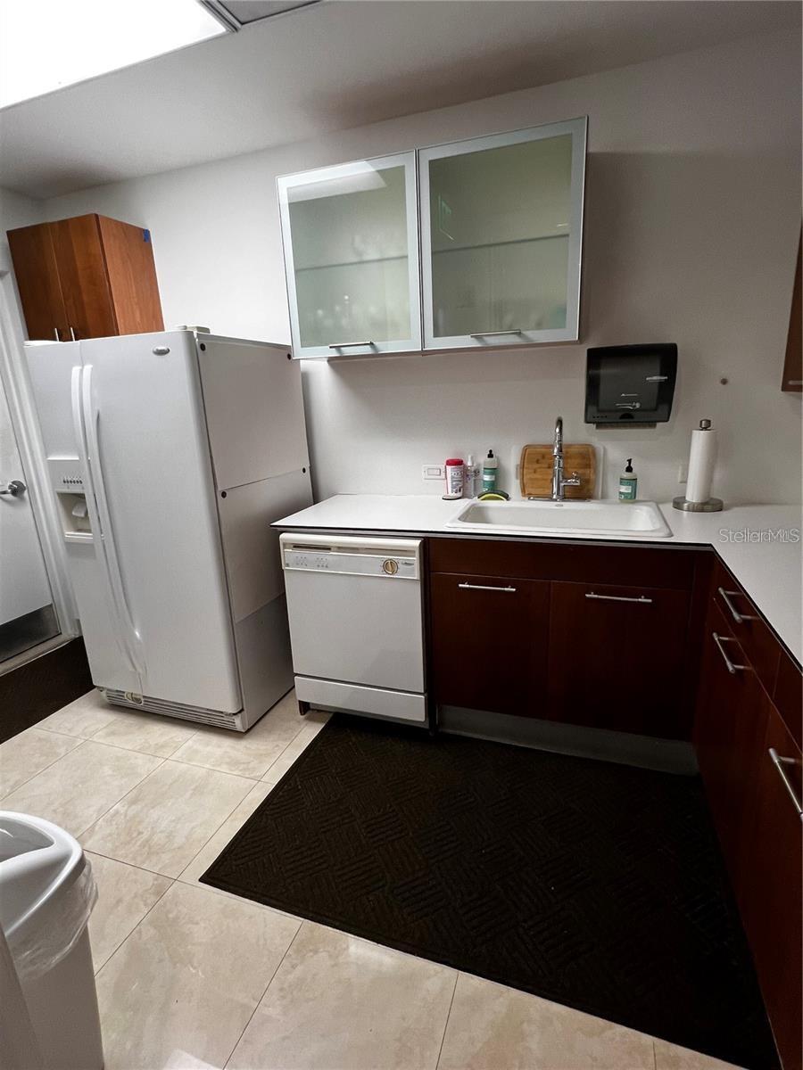 1350 MAIN ST #200, SARASOTA, FL, 34236