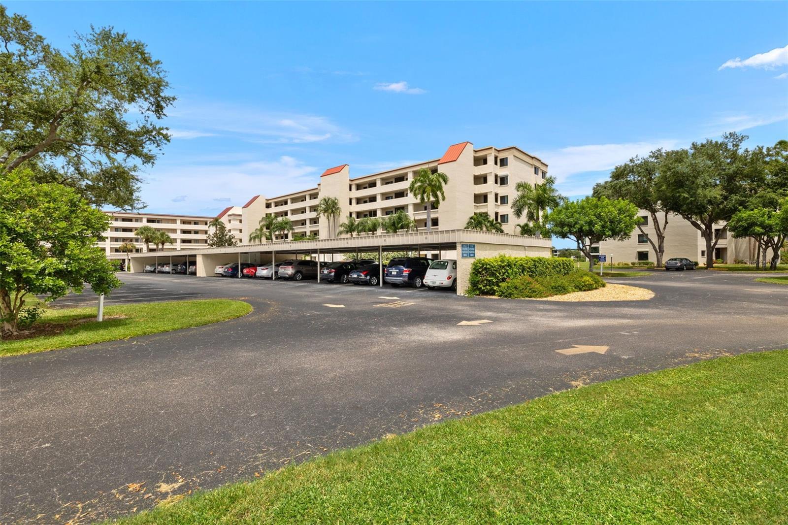 7406 LAKE BREEZE DR #217, FORT MYERS, FL, 33907