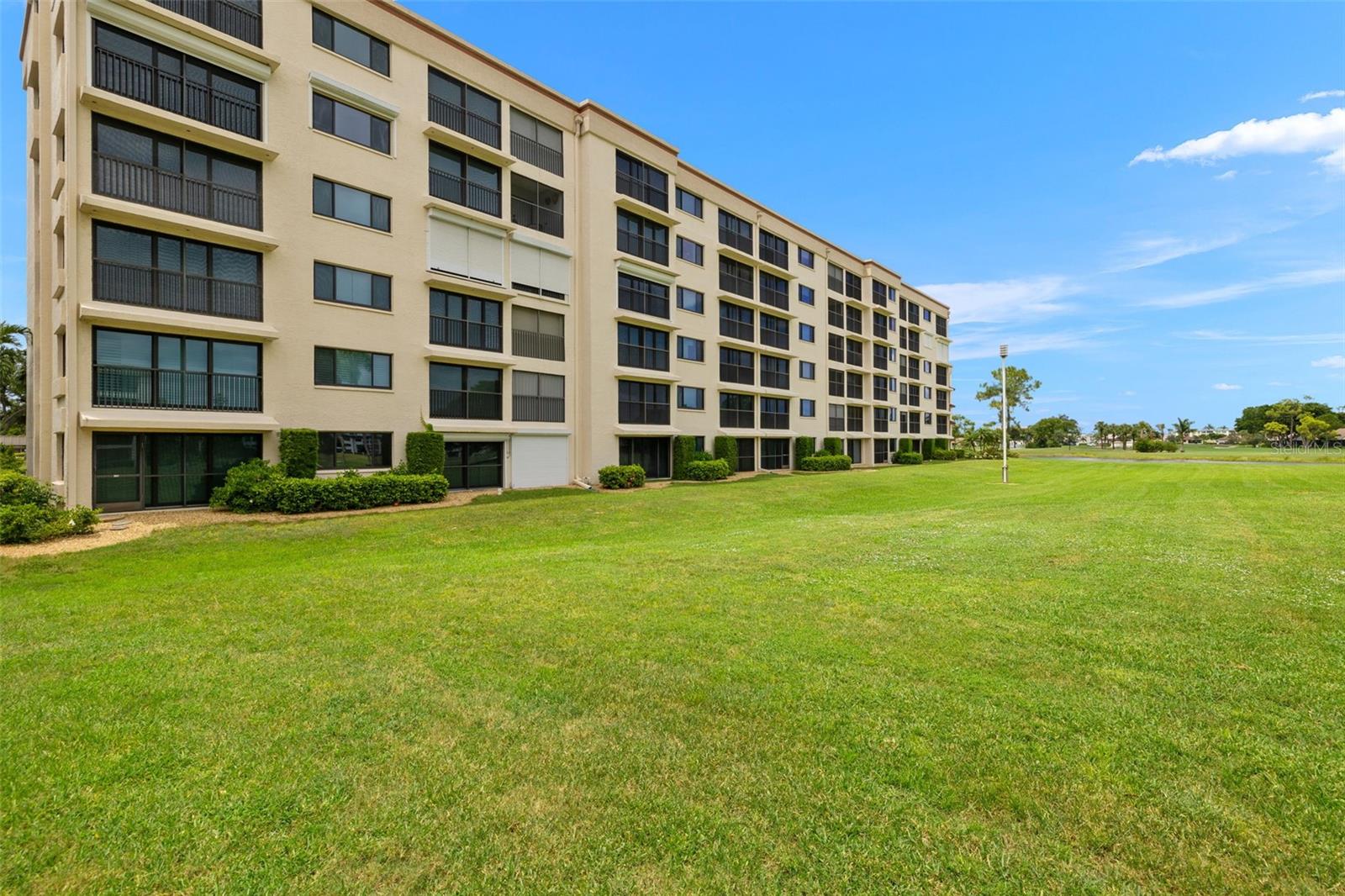 7406 LAKE BREEZE DR #217, FORT MYERS, FL, 33907