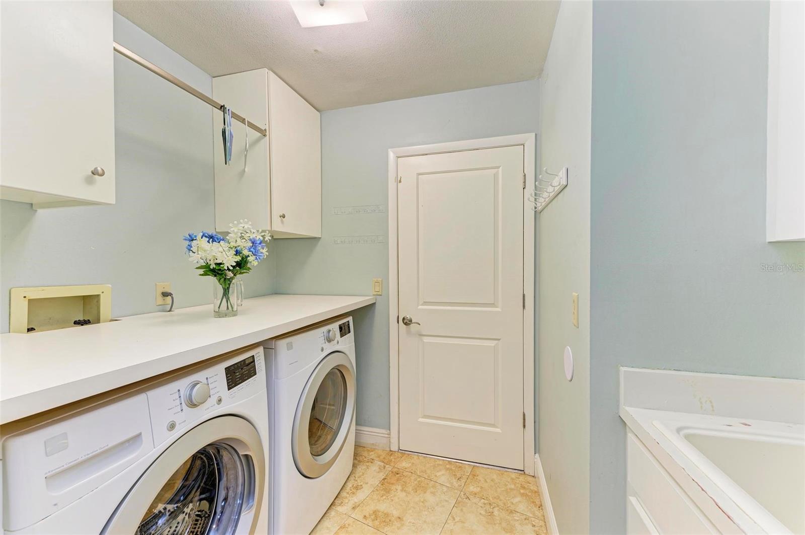 221 LOOKOUT POINT DR, OSPREY, FL, 34229