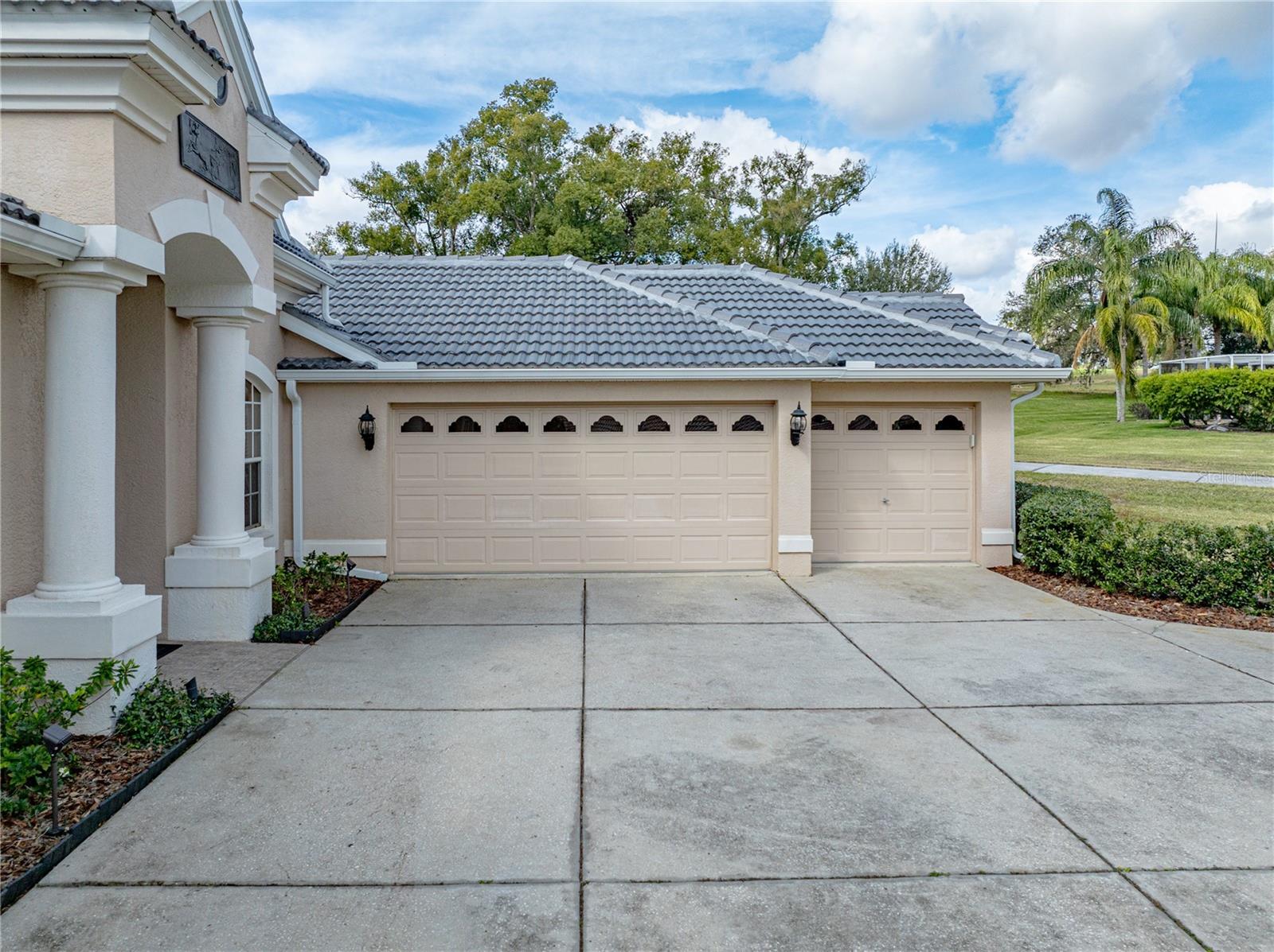 12632 OAK HOLLOW CT, DADE CITY, FL, 33525