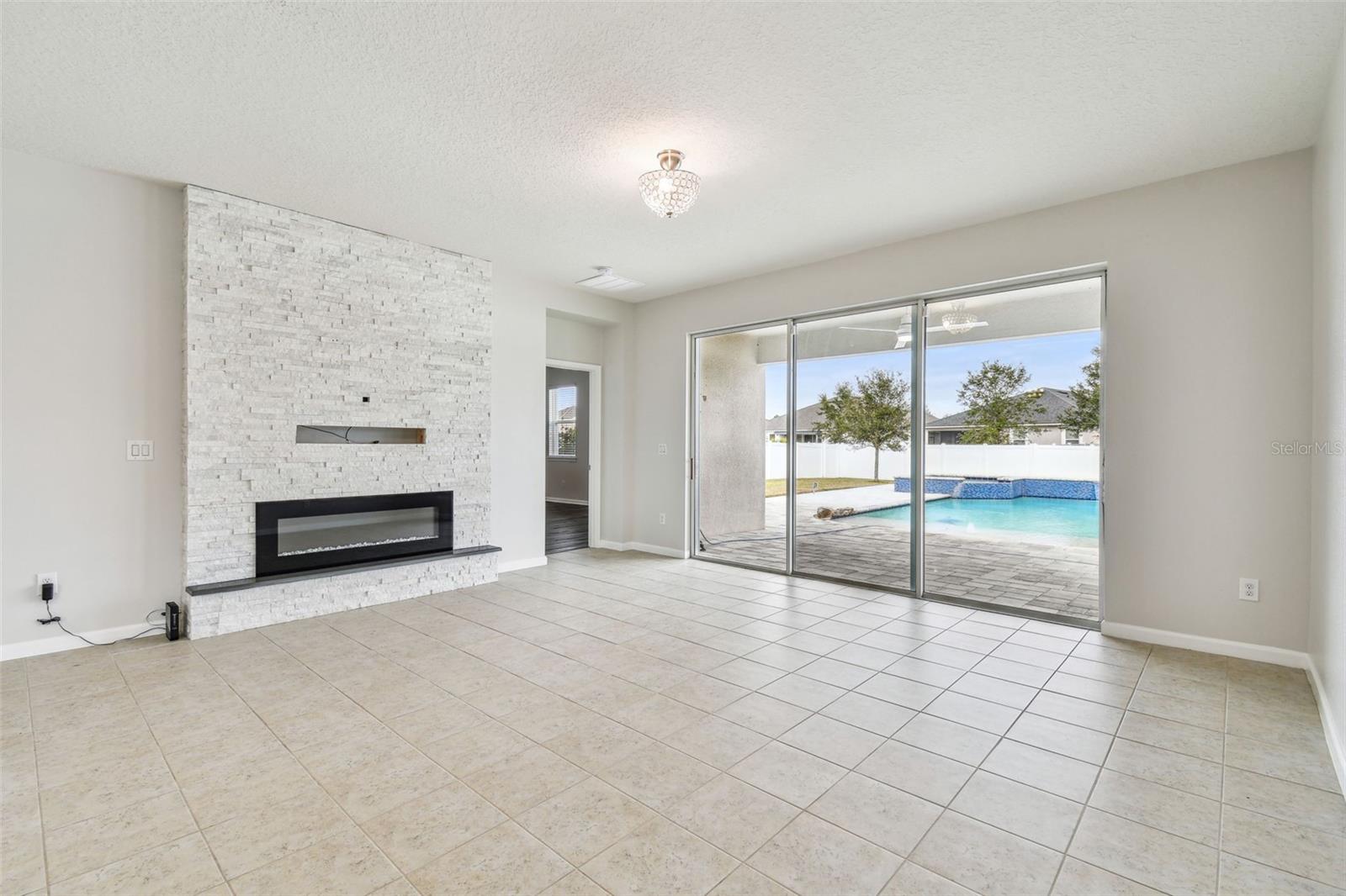 12332 PRAIRIE VALLEY LN, RIVERVIEW, FL, 33579