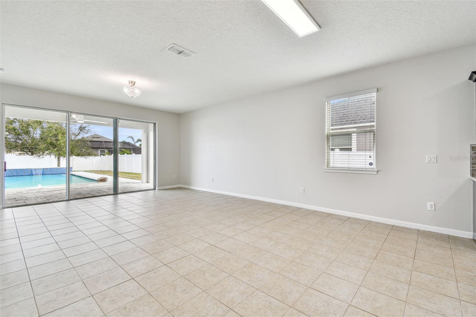 12332 PRAIRIE VALLEY LN, RIVERVIEW, FL, 33579